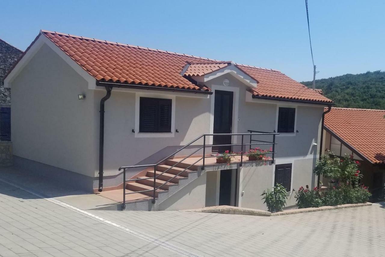 Apartment Podini Brseč Eksteriør bilde
